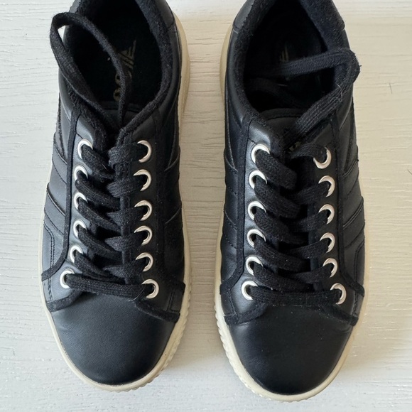 Gola Classics Women's Baseline Sneakers - Picture 3 of 6